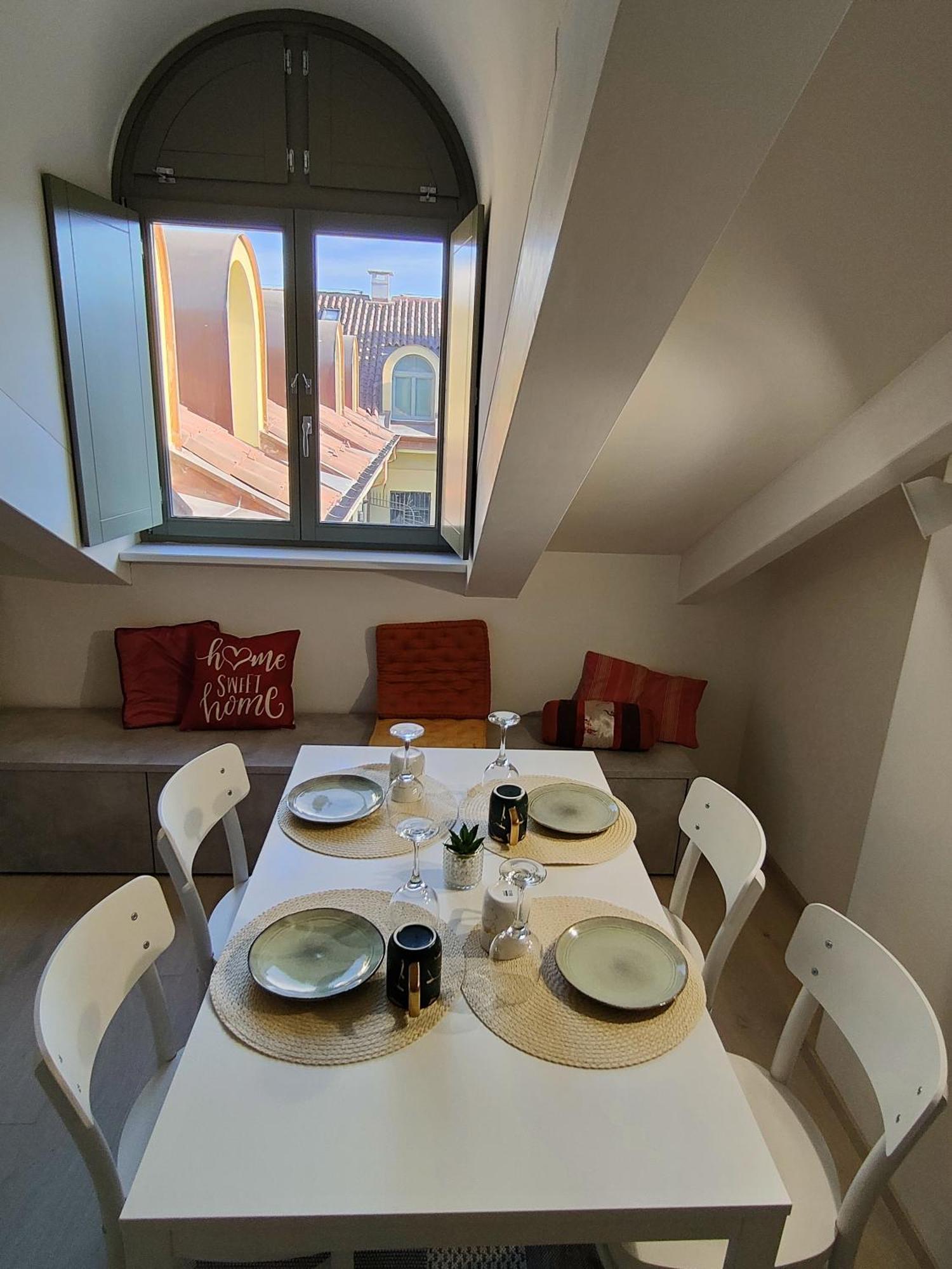 Apartamento Mansarda Luxury: Lagrange Centro Turín Exterior foto