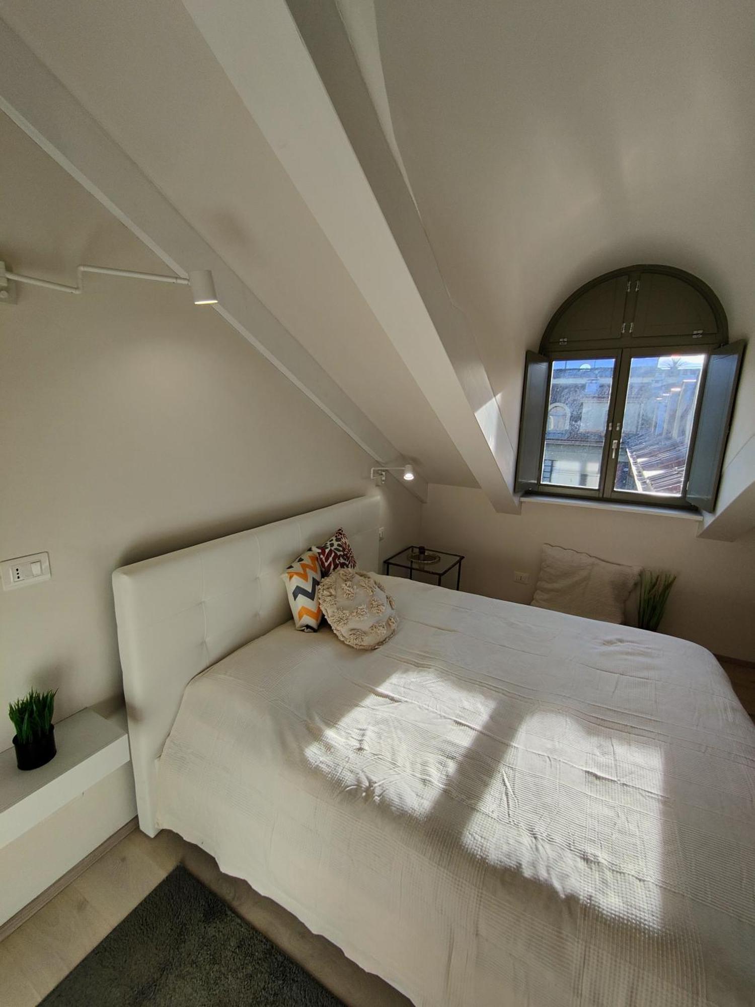 Apartamento Mansarda Luxury: Lagrange Centro Turín Exterior foto