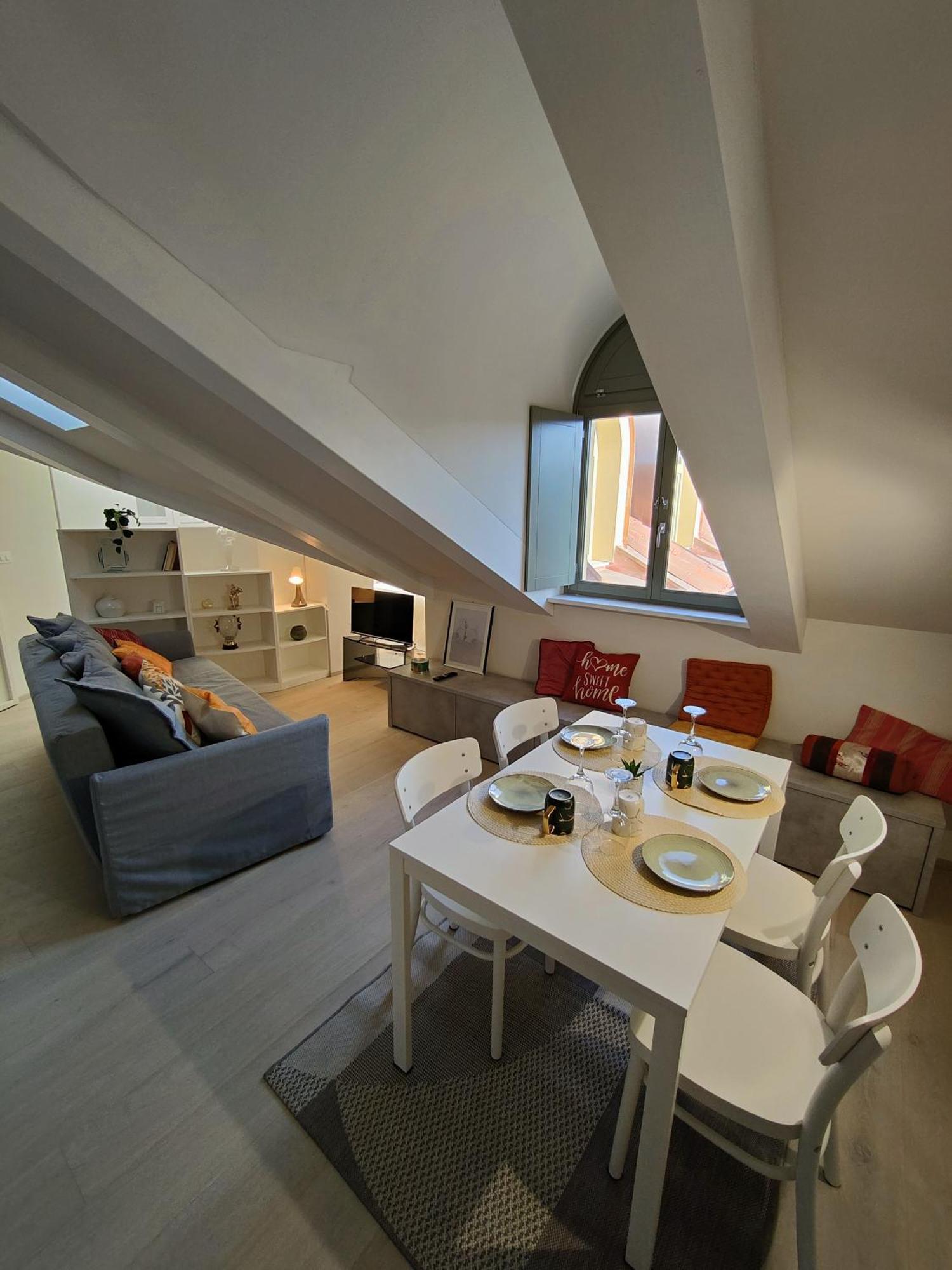 Apartamento Mansarda Luxury: Lagrange Centro Turín Exterior foto